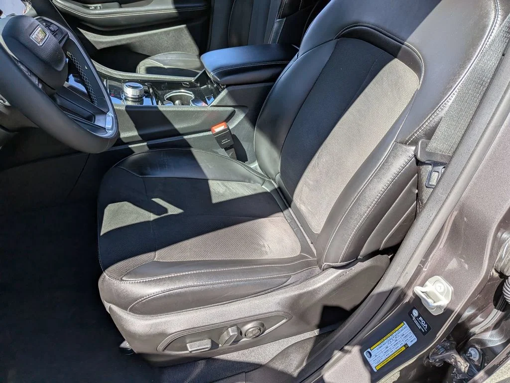 Used 2023 Gray Jeep Altitude X image 23