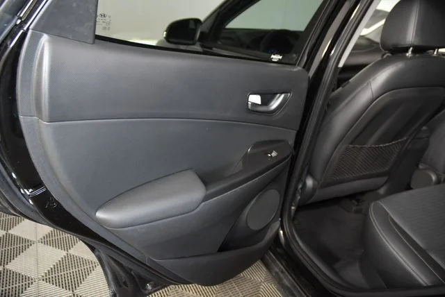 Used 2021 Black Hyundai Ultimate image 22