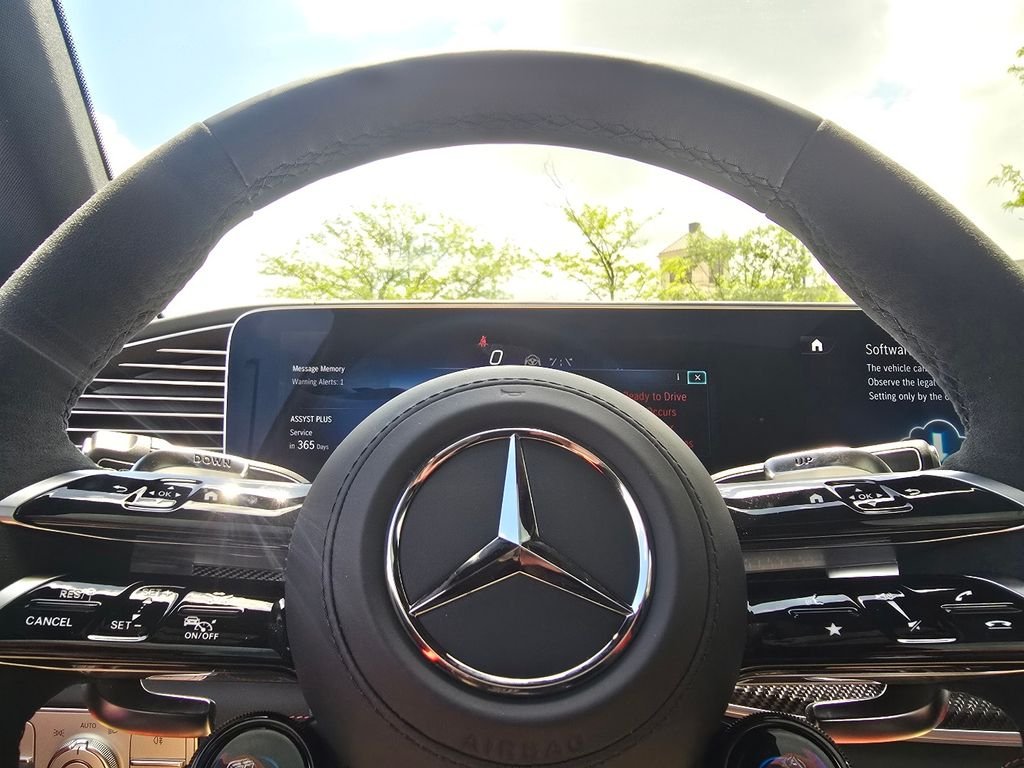 New 2026 MANUFAKTUR Alpine Grey Mercedes-Benz GLE 53 AMG® image 29