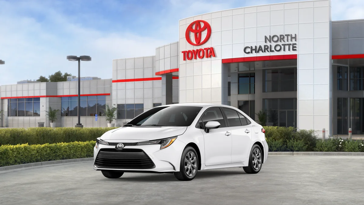 New 2026 Ice Cap Toyota LE image 23