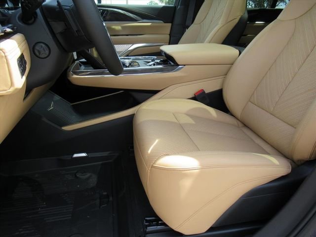 2026 Cadillac Escalade IQ Premium Sport - Photo 17