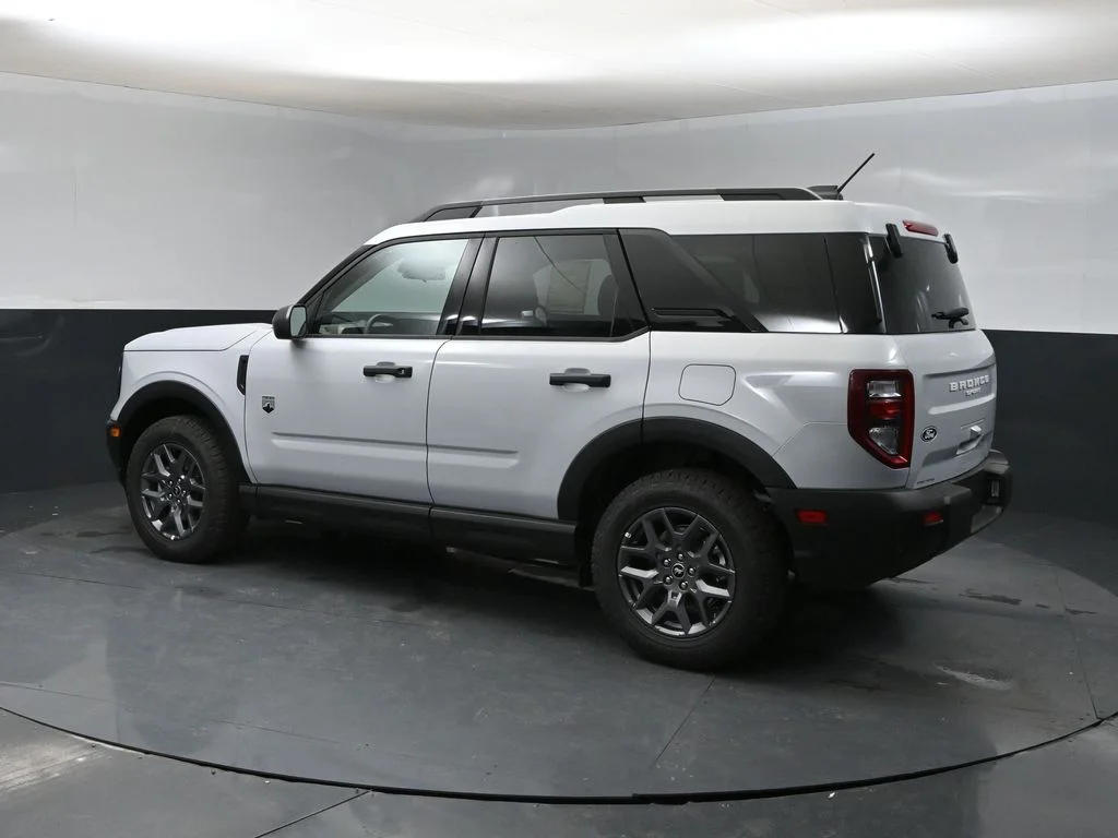 New 2026 White Ford Big Bend image 4