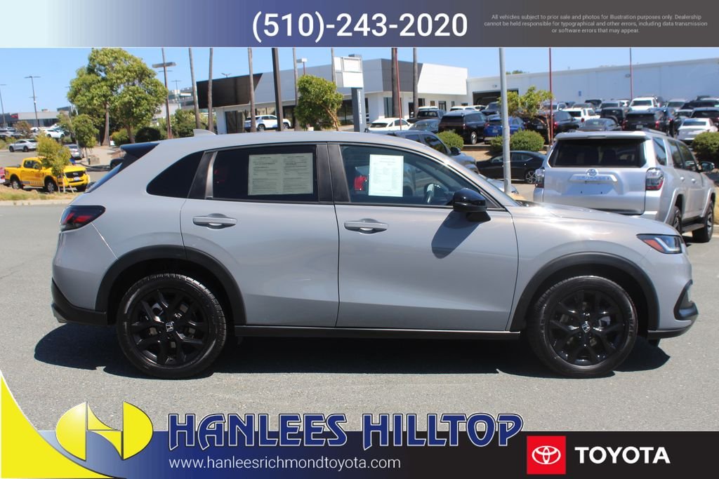 Used 2023  Honda Sport image 6