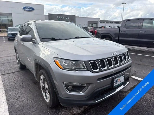 Used 2020 Billet Silver Metallic Clearcoat Jeep Limited image 4