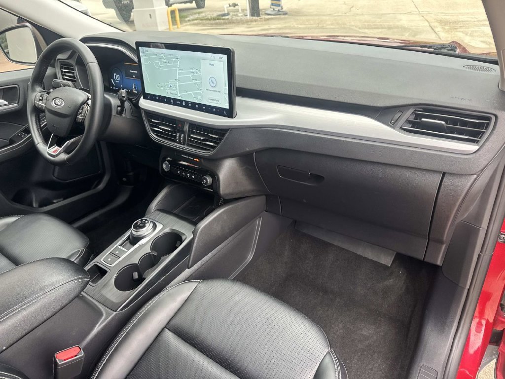 Used 2025 Red Ford Platinum image 21