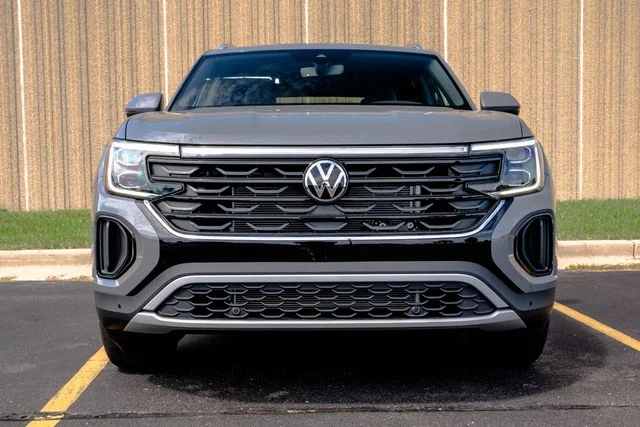 Save Up to $9,000 on In-Stock Atlas & Atlas Cross Sport Models