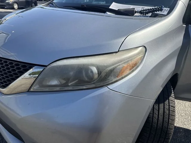 Used 2017 Silver Toyota SE Premium image 32