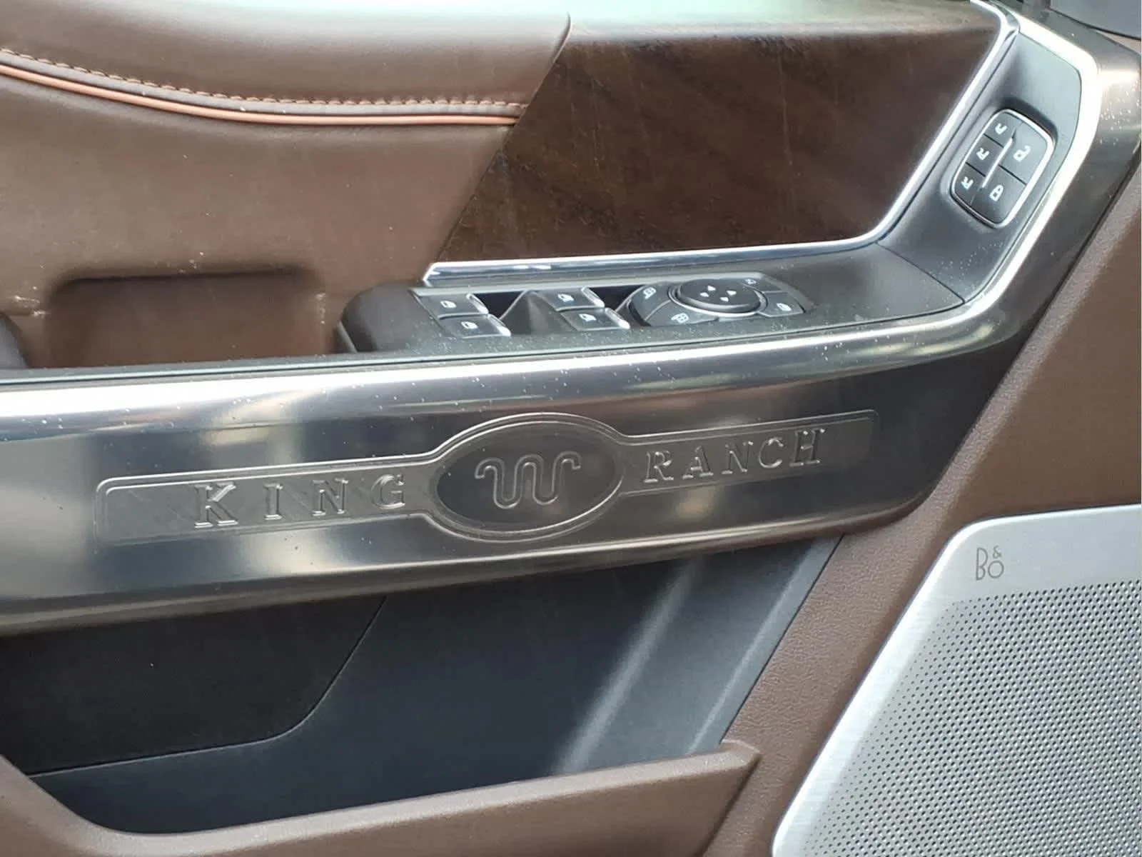 Used 2021 Iconic Silver Ford King Ranch image 12
