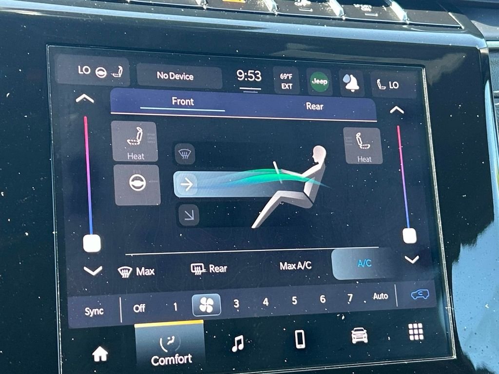 Used 2021 White Jeep Altitude image 29