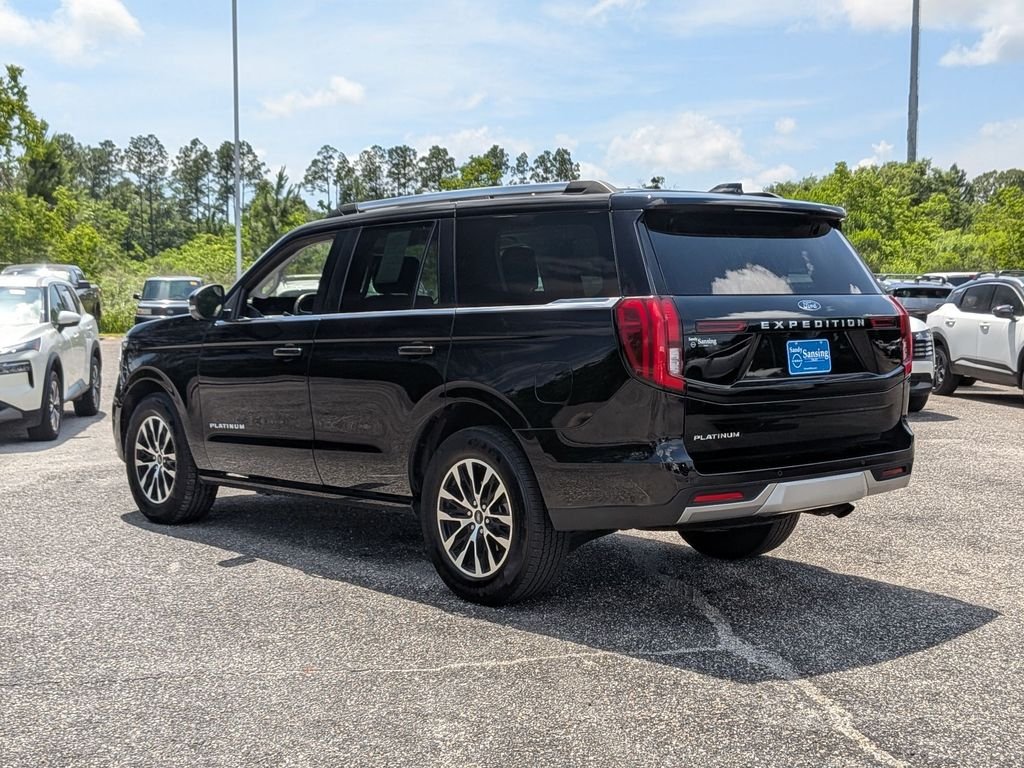 Used 2025 Black Ford Platinum image 3