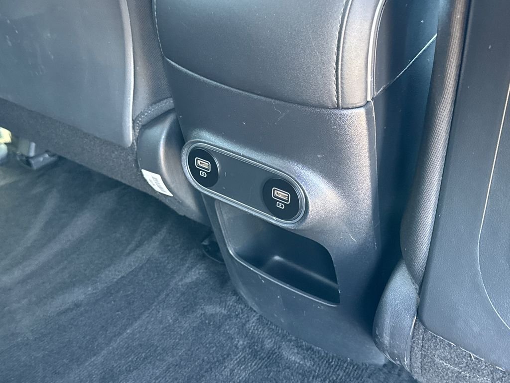 Used 2024 Gray Hyundai SE image 18