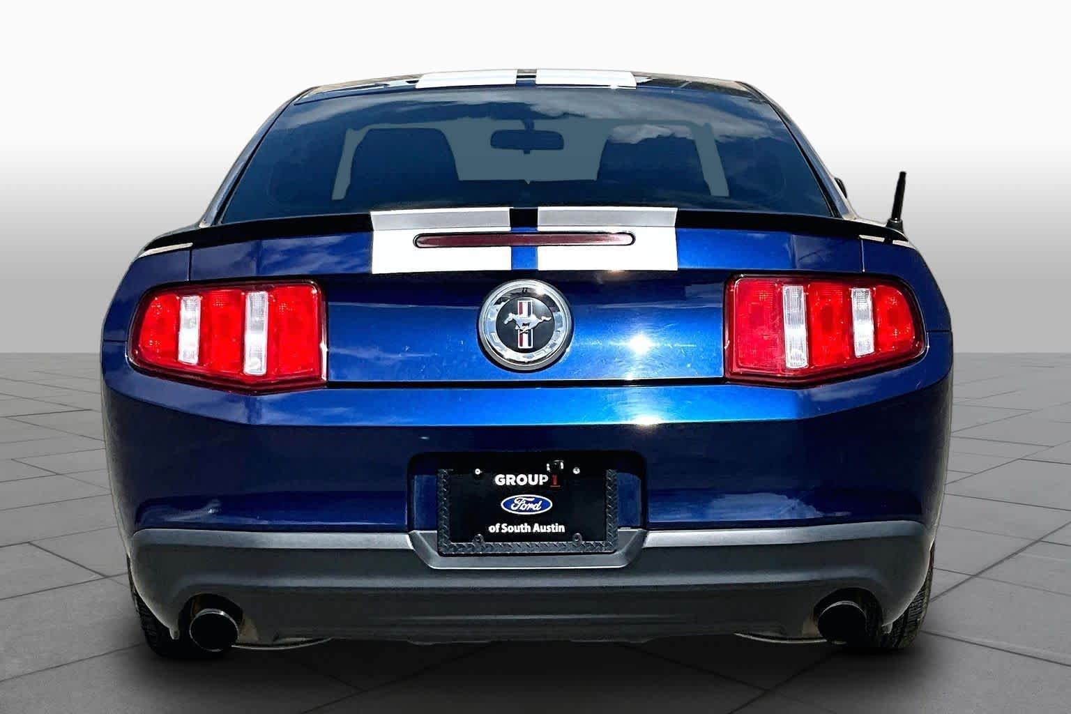 Used 2012 Kona Blue Metallic Ford V6 image 5