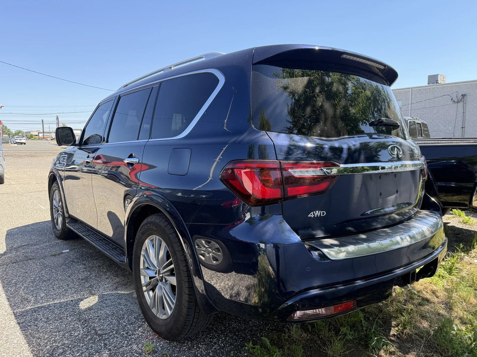Used 2020 Hermosa Blue INFINITI LUXE AWD image 5