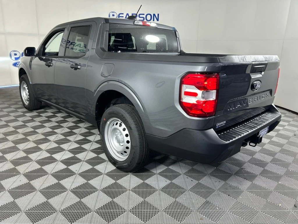 New 2026 Carbonized Gray Metallic Ford XL image 10