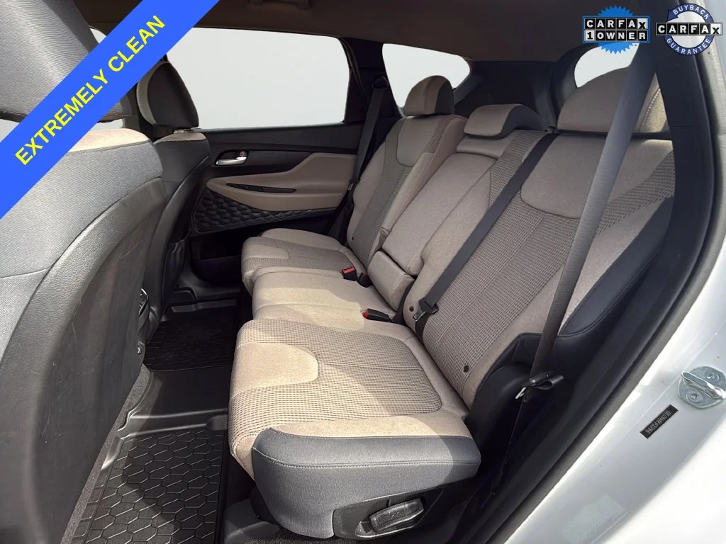 Used 2023 White Hyundai SE image 39