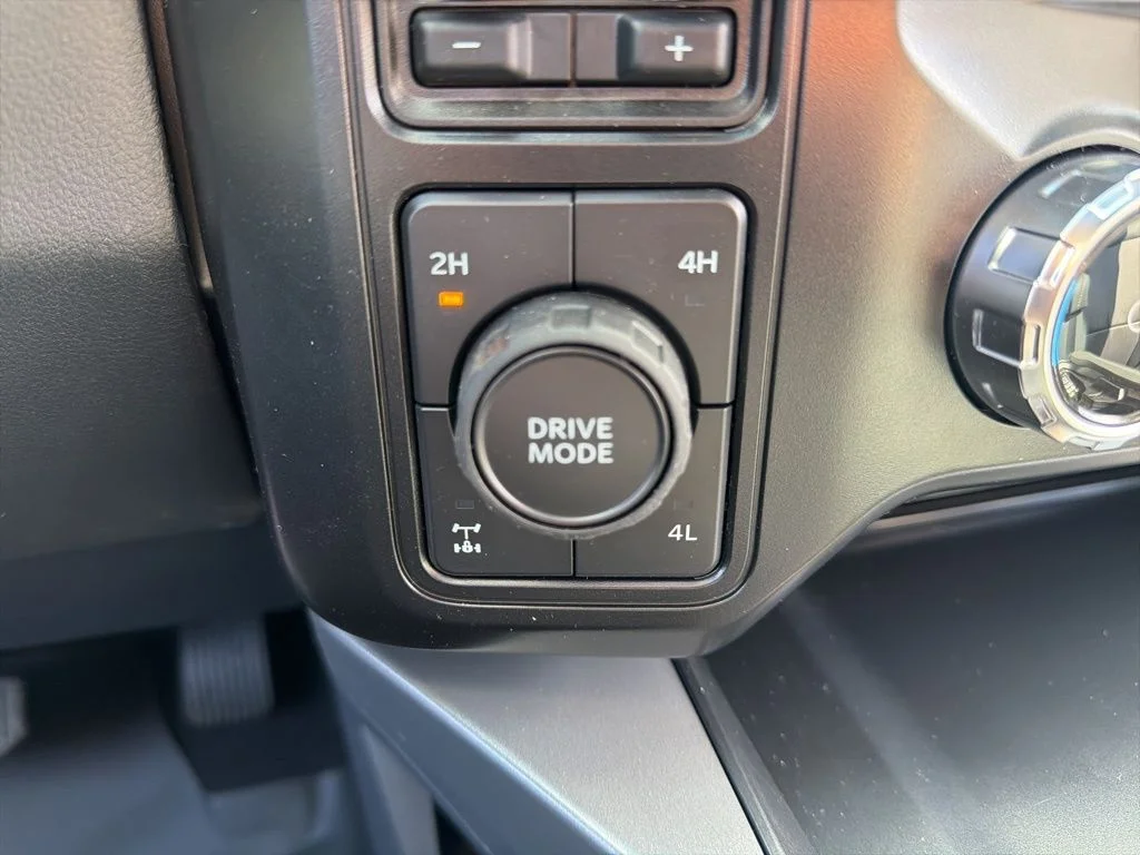 New 2026 Gray Ford Lariat image 16