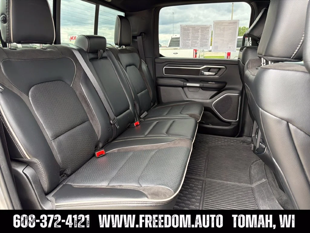 Used 2023 Billet Silver Metallic Clearcoat Ram Laramie image 34