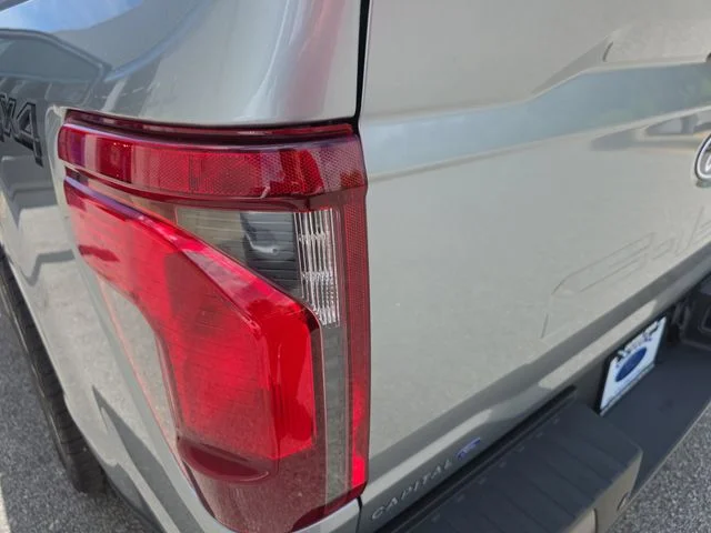 Used 2025 Silver Ford XL image 29