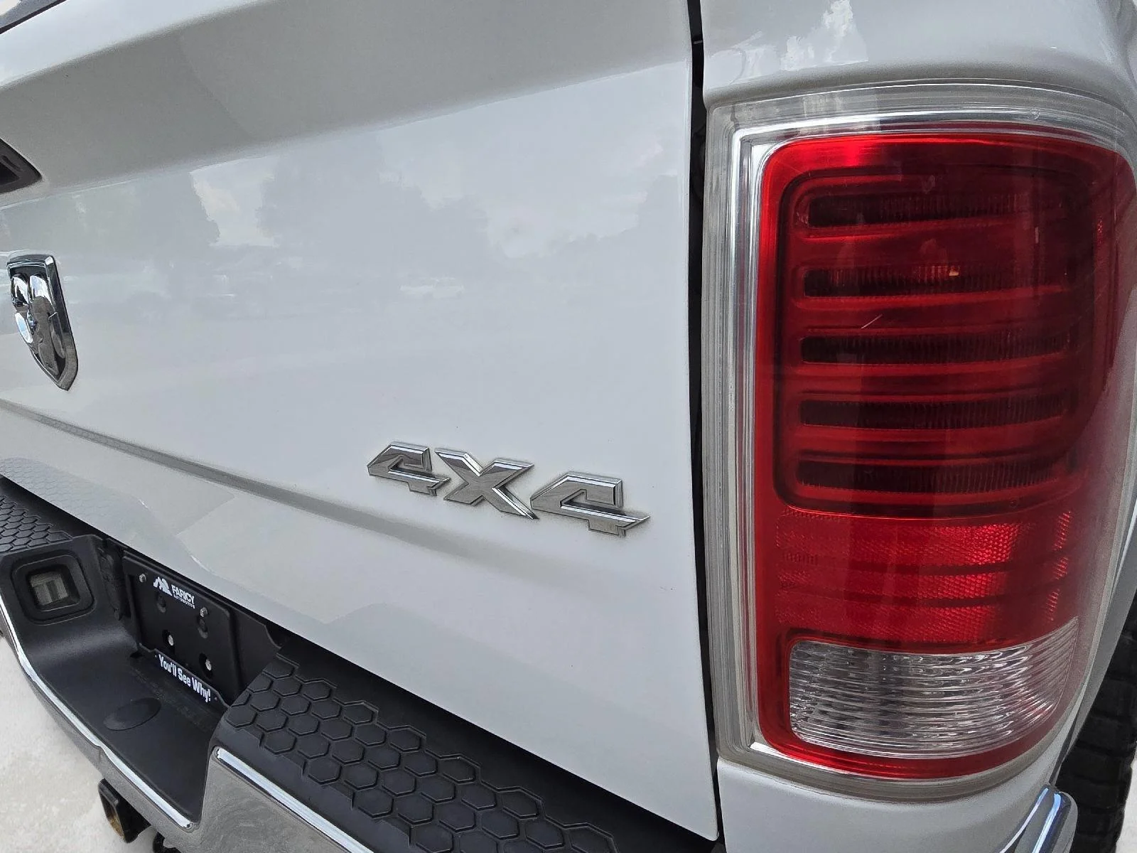 Used 2016 Bright White Clearcoat Ram Laramie image 11