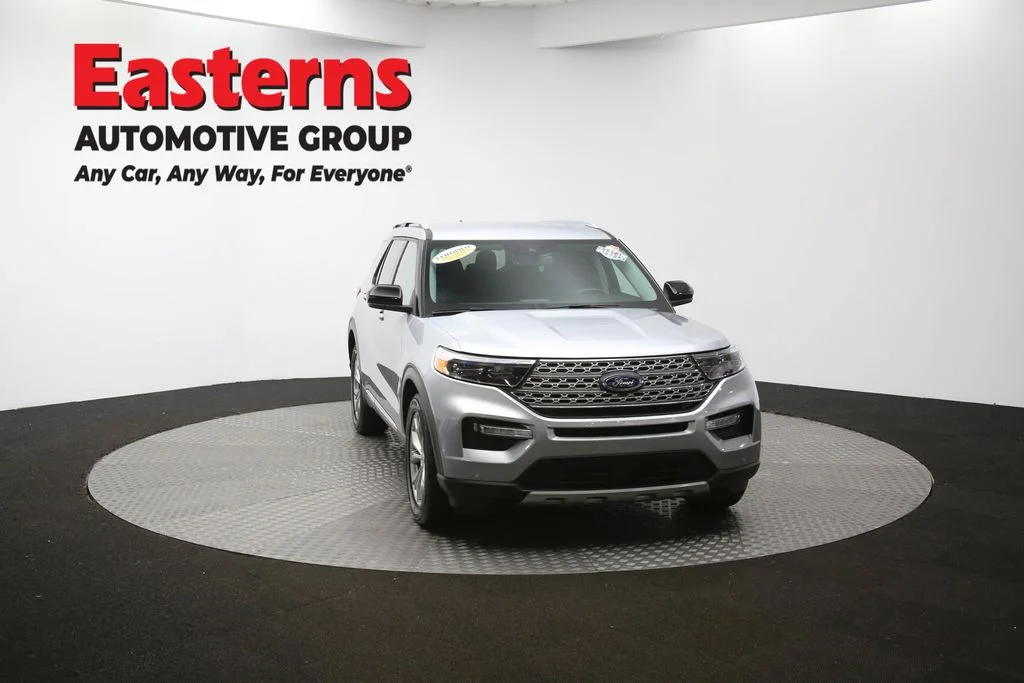 Used 2024 Silver Ford Limited image 56