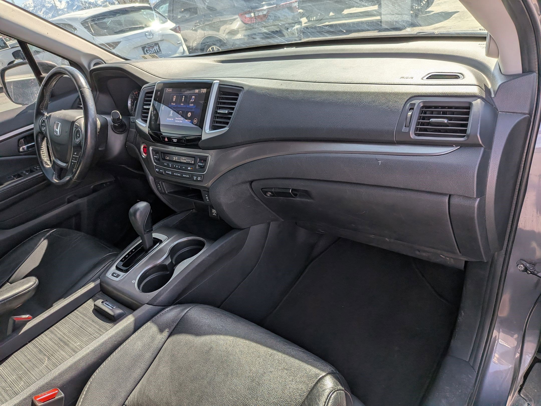 Used 2018 Gray Honda EX-L image 31