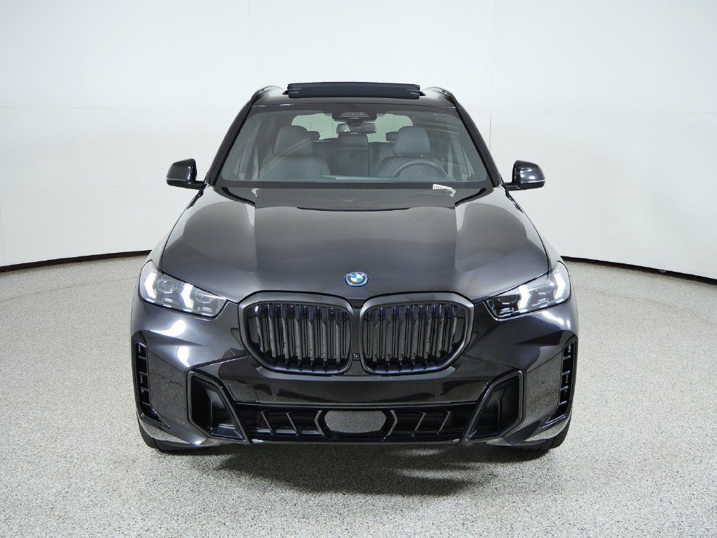 New 2026 Black Sapphire Metallic BMW xDrive50e image 16