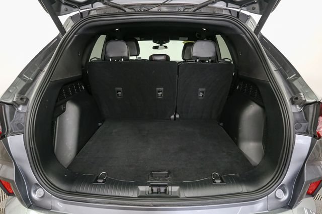 Used 2023 Gray Ford ST-Line image 11