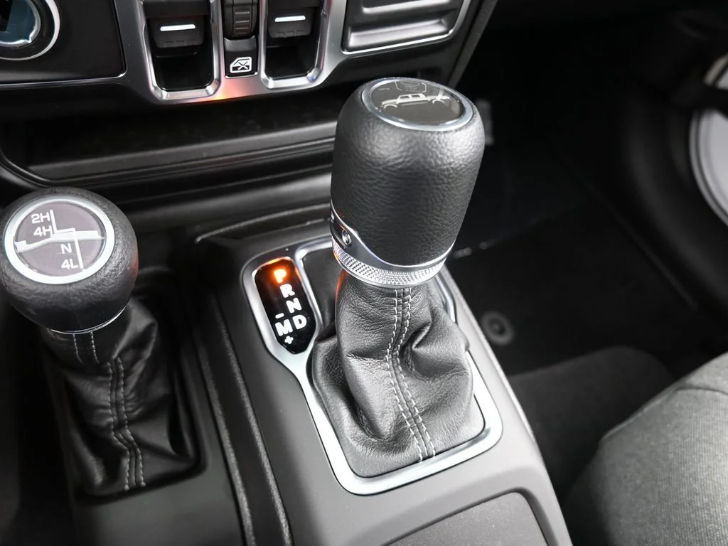 Used 2025 Bright White Clearcoat Jeep Sport image 19