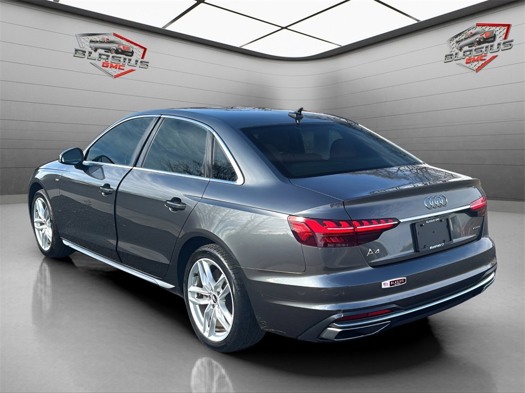 2021 Audi A4 Premium 45 TFSI S line Quattro photo 3