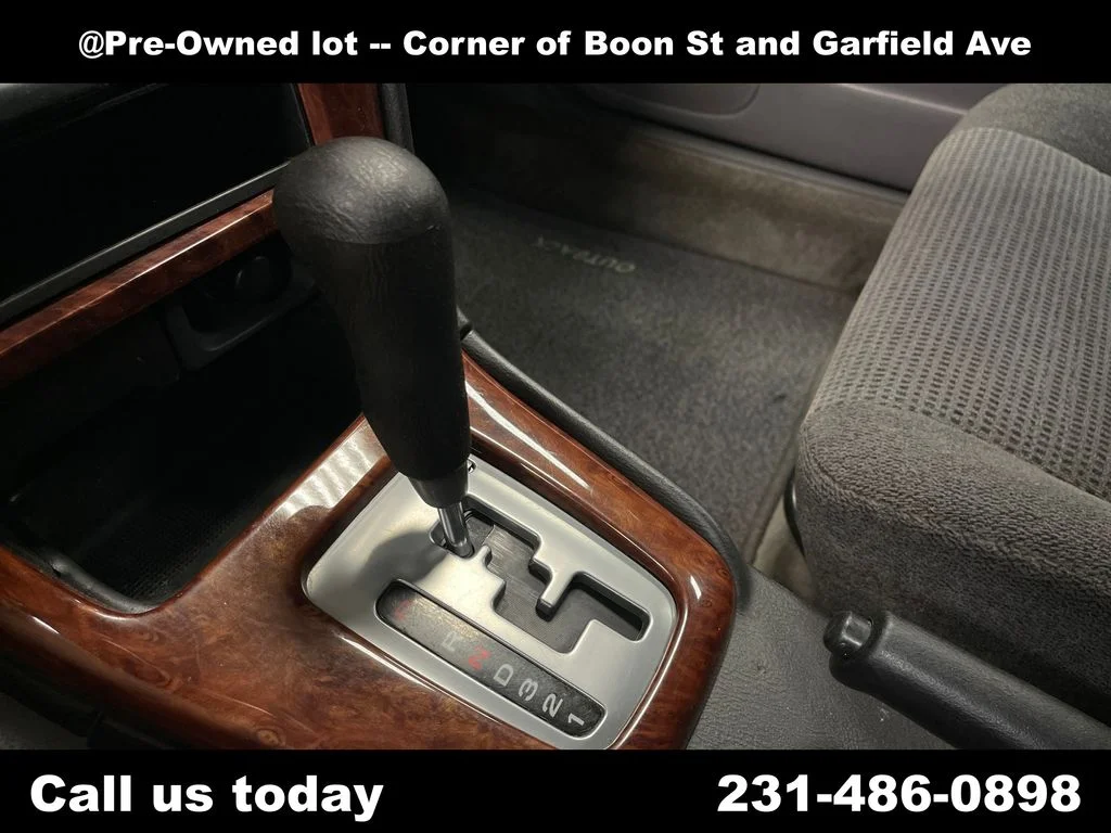 Used 2004 Silver Subaru 2.5 image 24