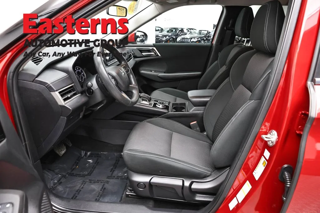 Used 2024 Red Mitsubishi ES image 14
