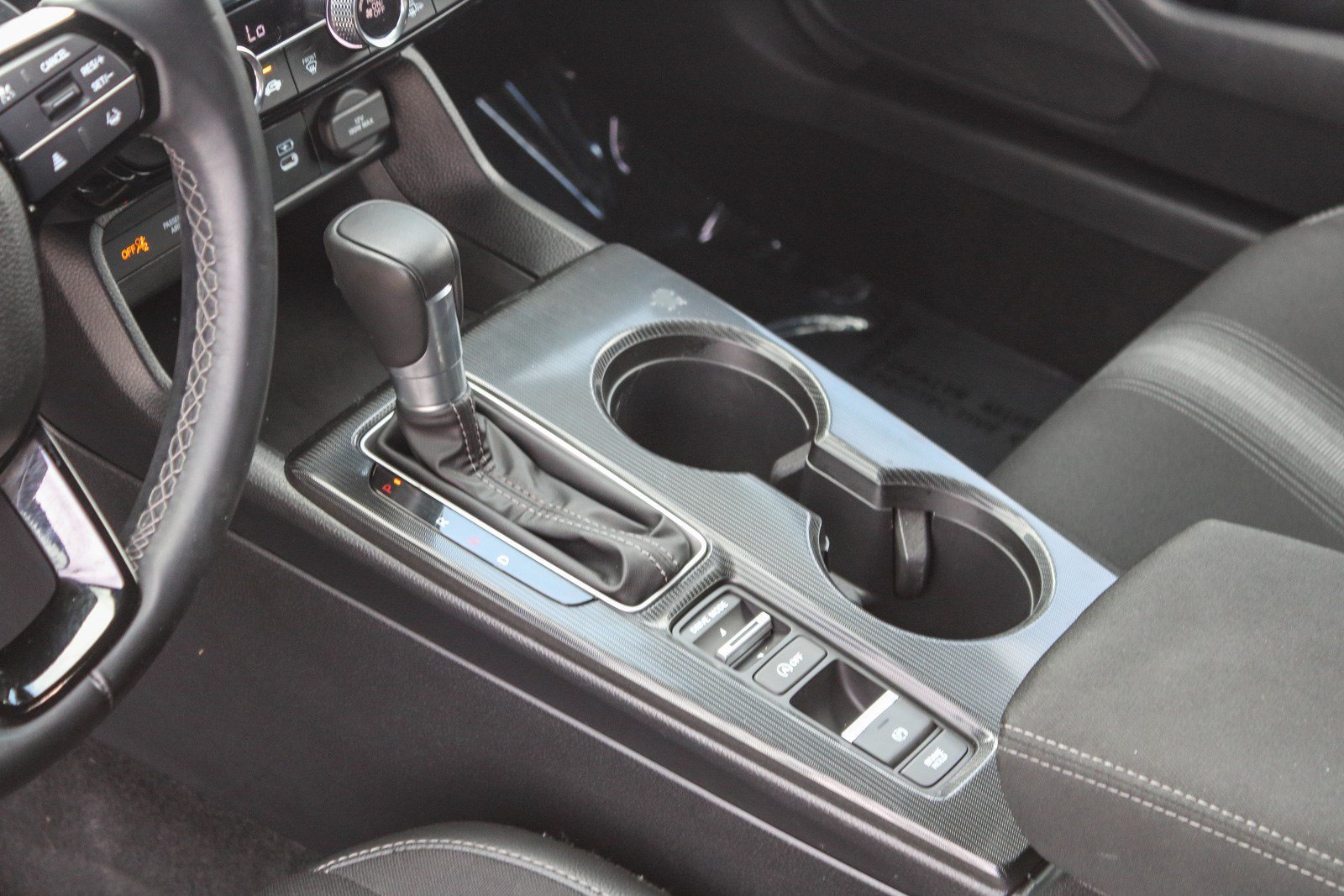 2025 Honda Civic Sport - Photo 20