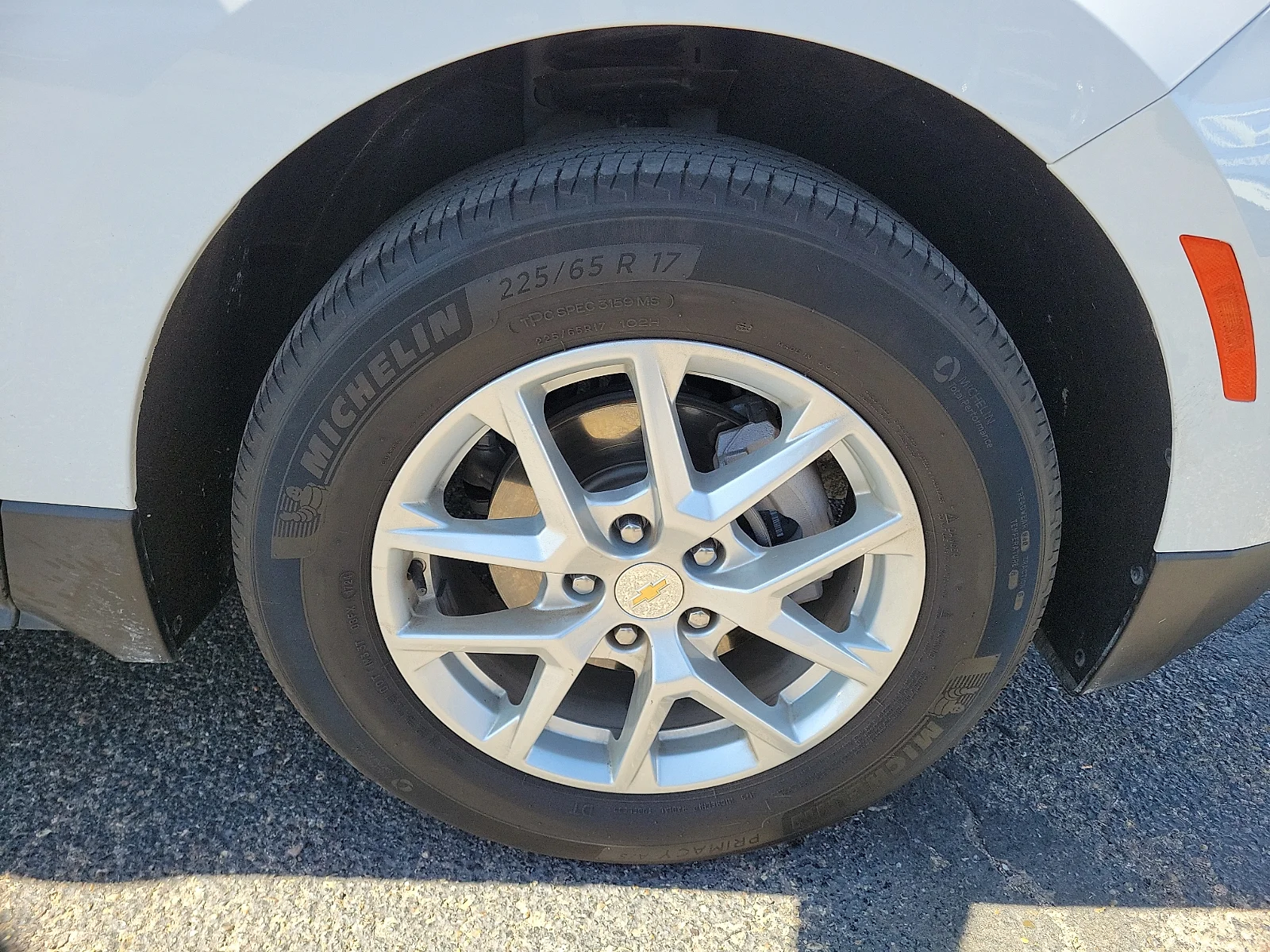 2024 Chevrolet Equinox LT - Photo 14