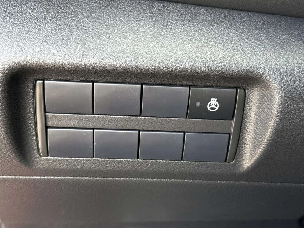 Used 2024 Red Nissan SR image 41