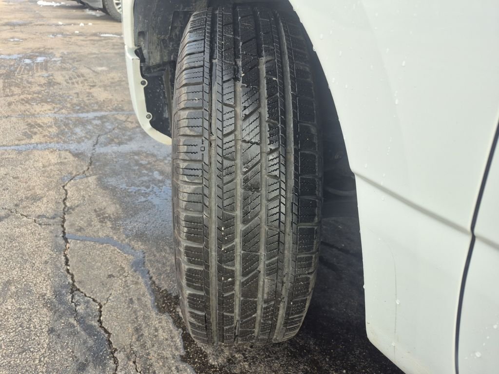 2023 Nissan Titan SV - Photo 24