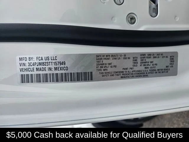 New 2026 Bright White Clear-Coat Exterior Paint Jeep Limited image 30