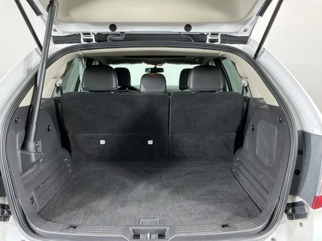 Used 2012 White Ford Sport image 29