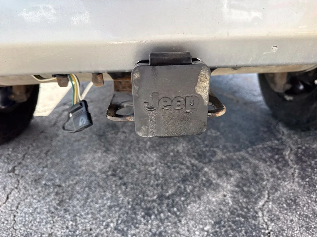 Used 2017  Jeep Unlimited Sahara image 10