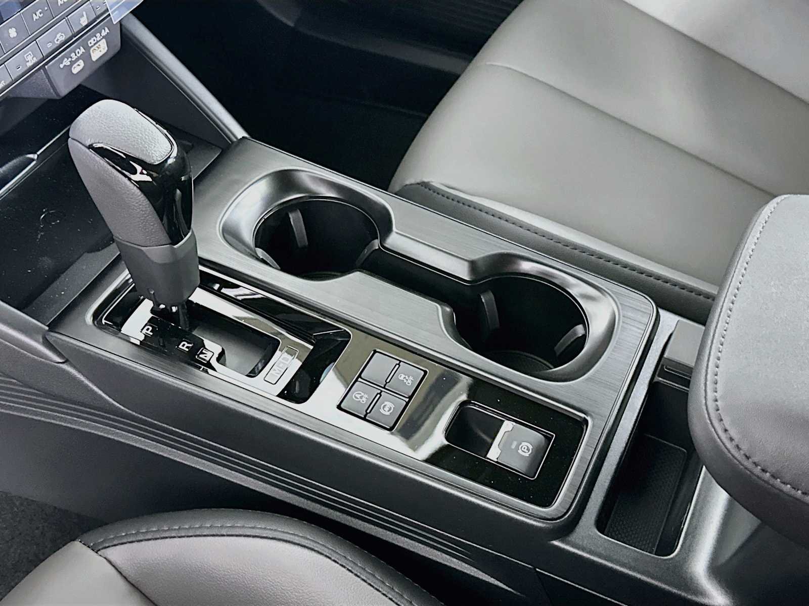 New 2026 CRYSTAL WHITE PEARL Subaru Premium image 16