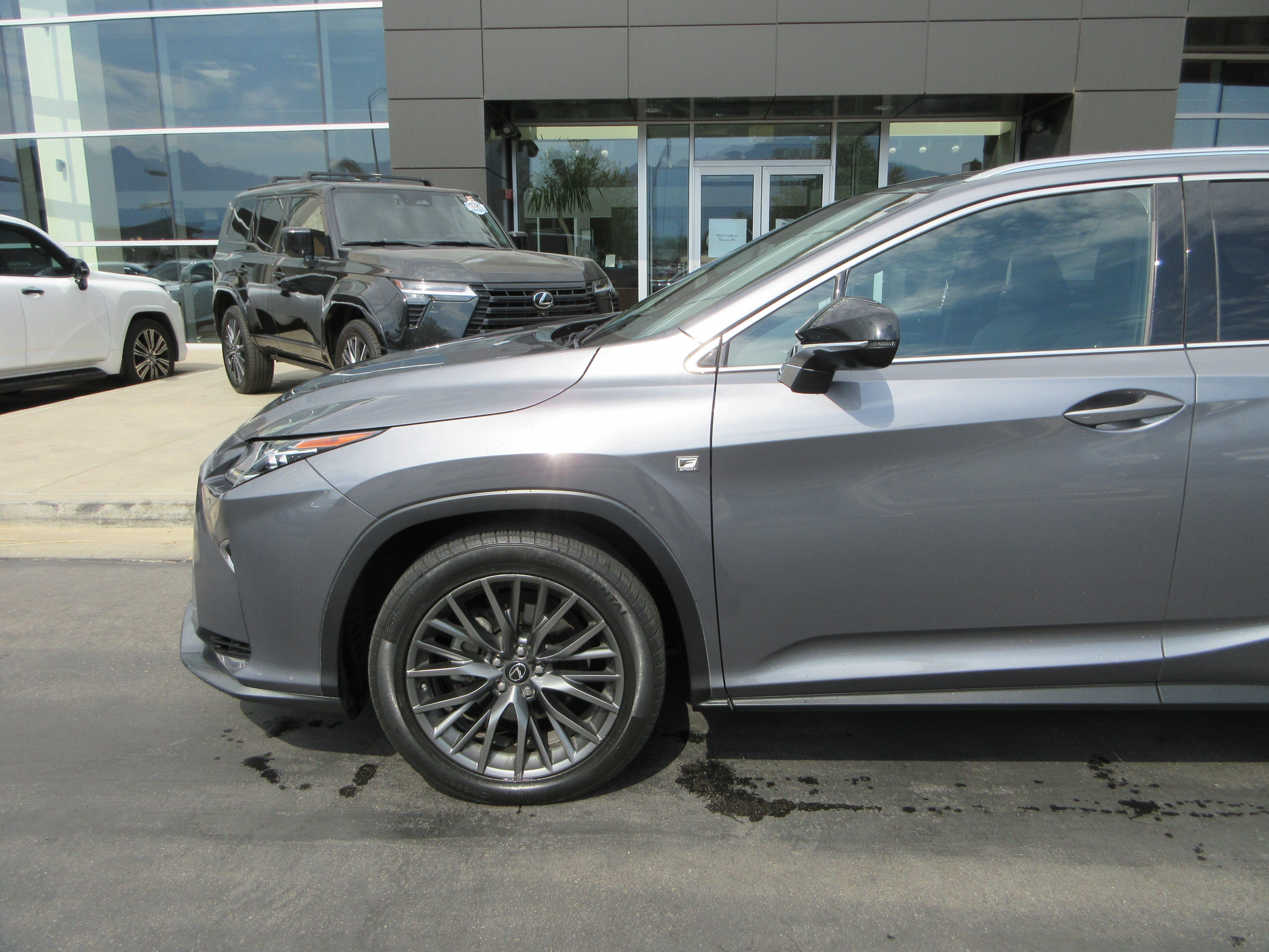 Used 2019 Nebula Gray Pearl Lexus 450h F Sport image 2