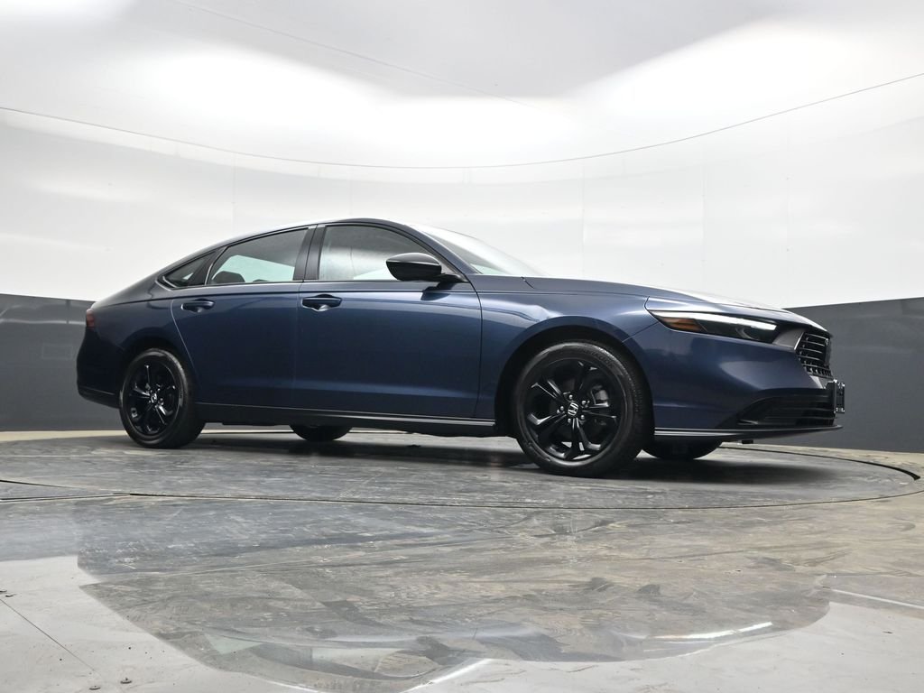 2025 Honda Accord SE - Photo 27