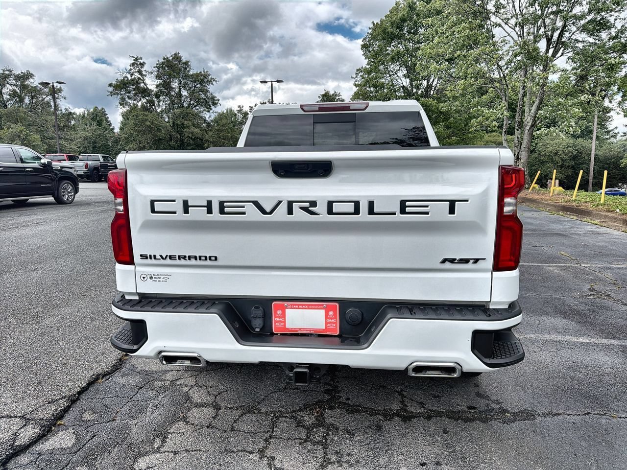 Used 2023 Summit White Chevrolet RST image 7