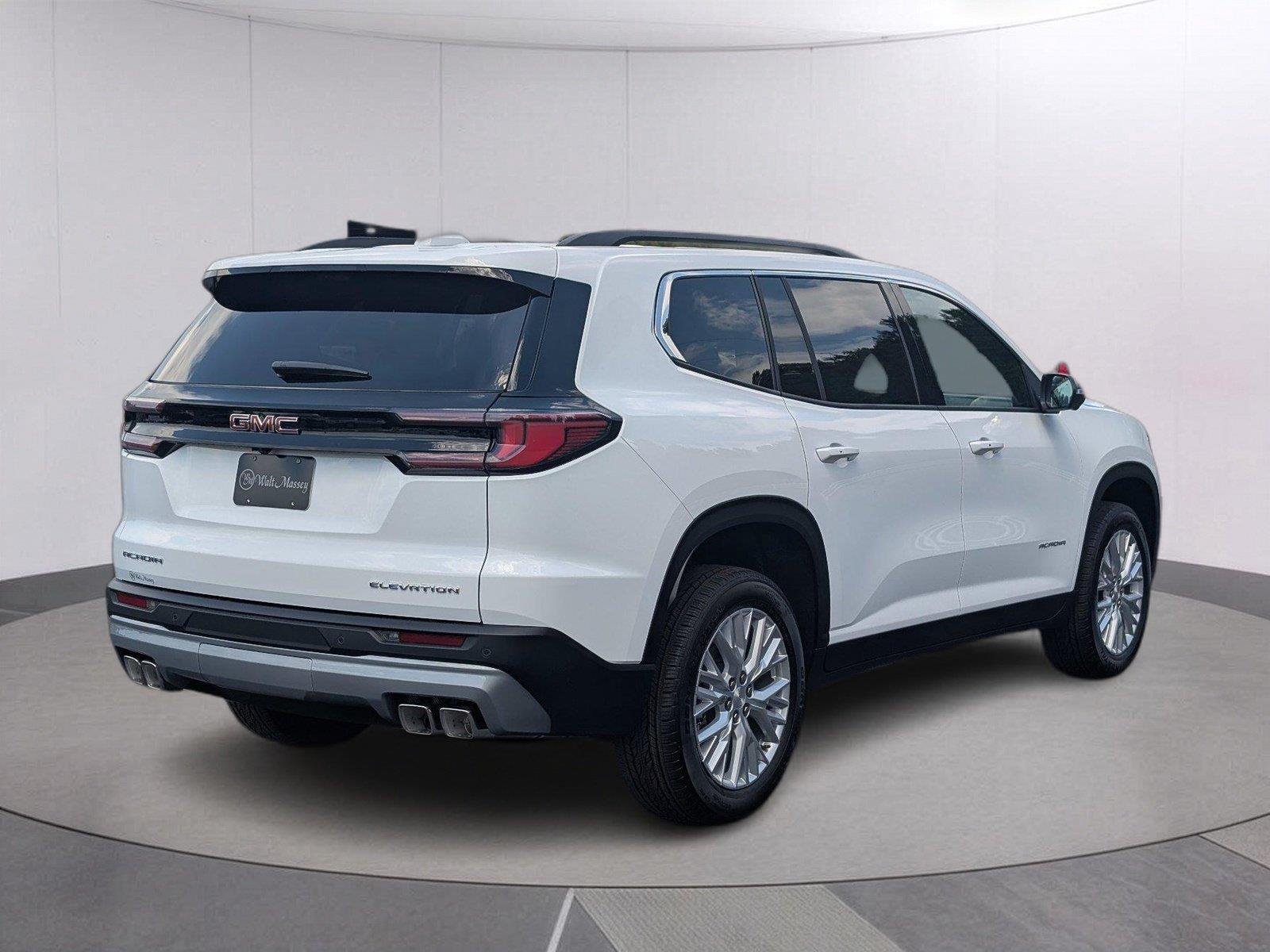 New 2027 Summit White GMC Elevation image 5