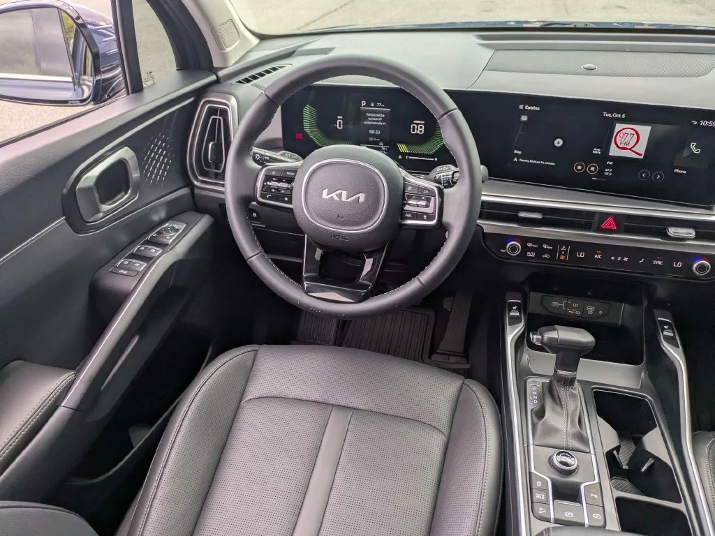 Used 2024 Black Kia S image 16