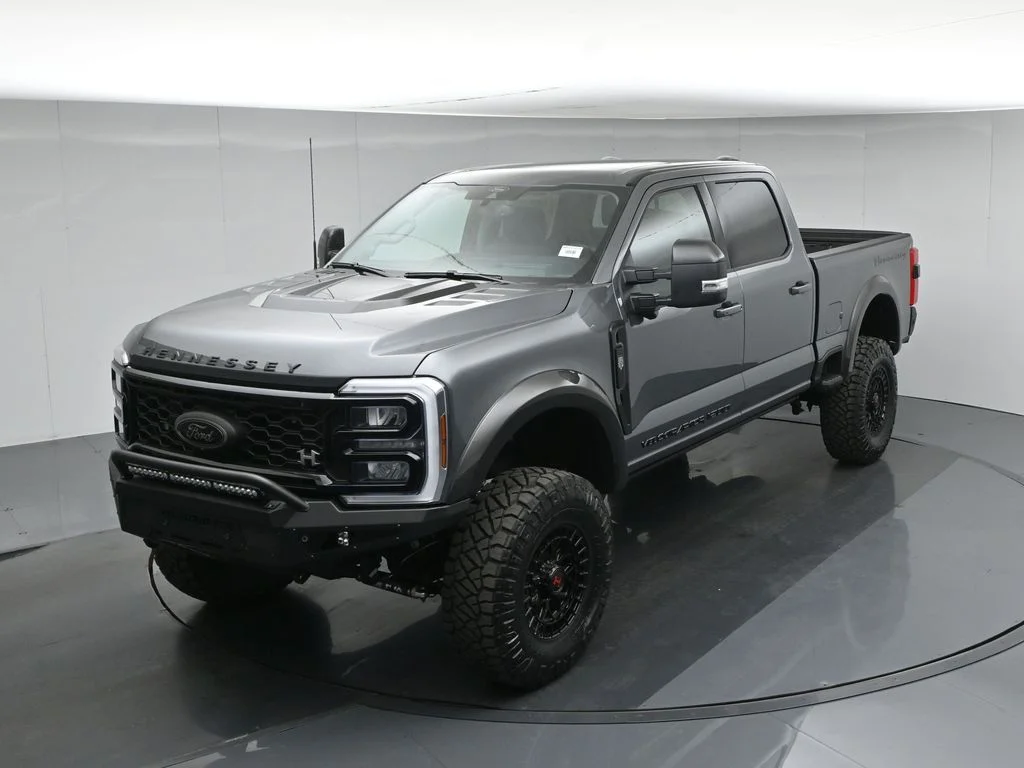 New 2026 Carbonized Gray Metallic Ford Lariat image 40