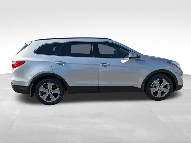 Used 2015  Hyundai Limited image 8