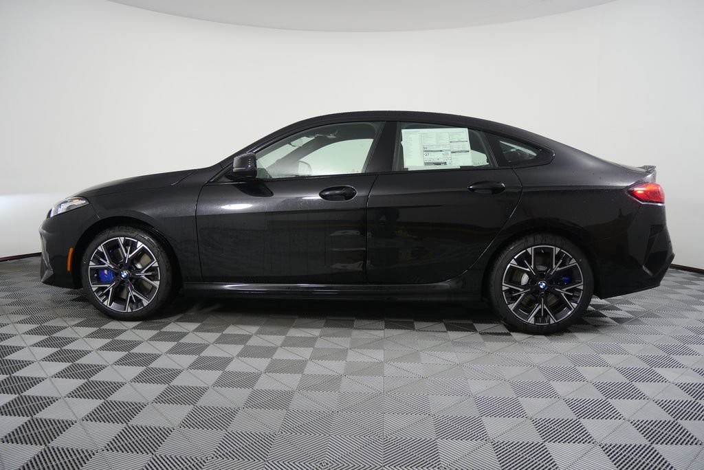 2025 BMW 2 Series M235 - Photo 6