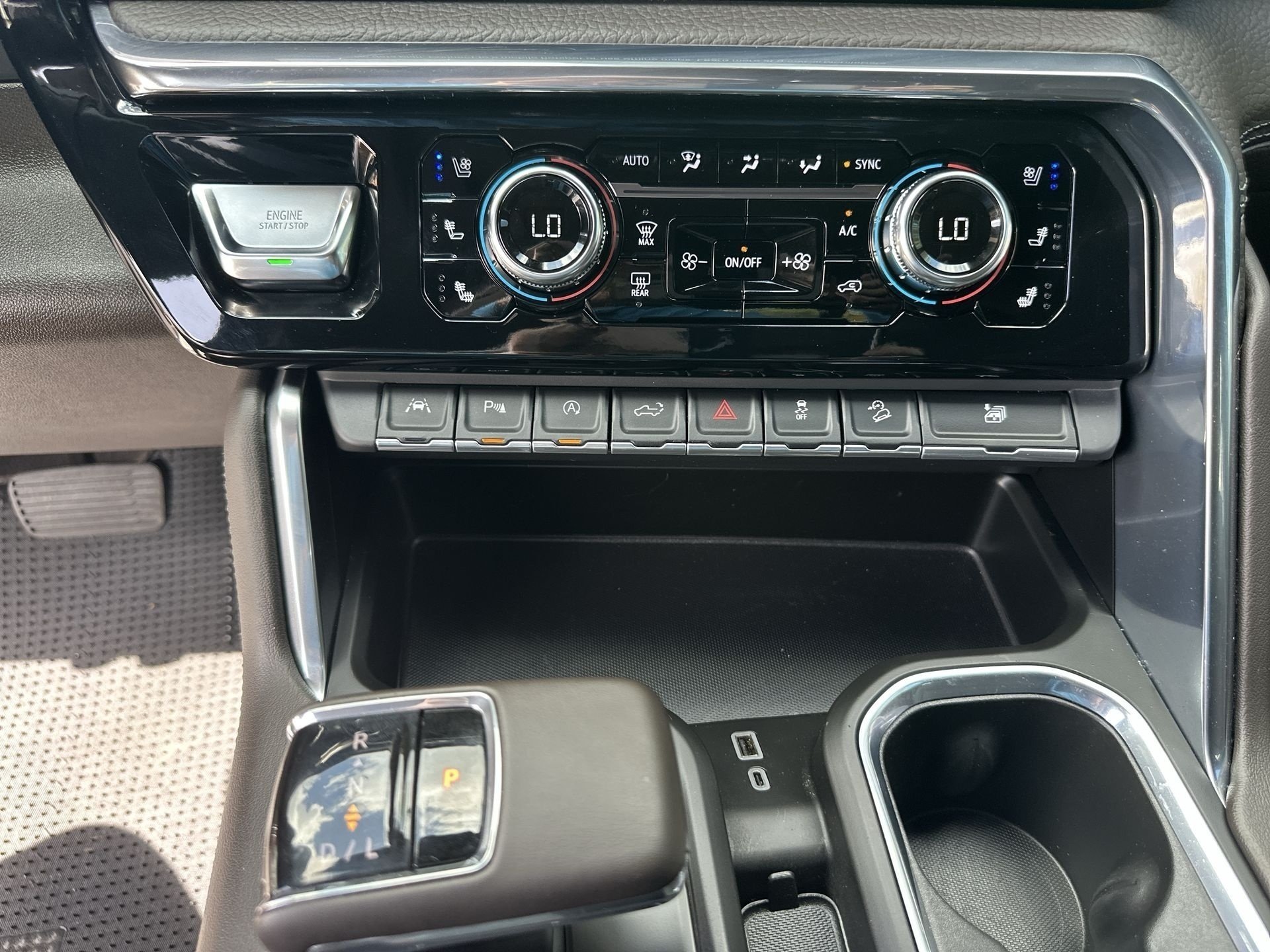 Certified Used 2023 STERLING METALLIC GMC Denali image 35