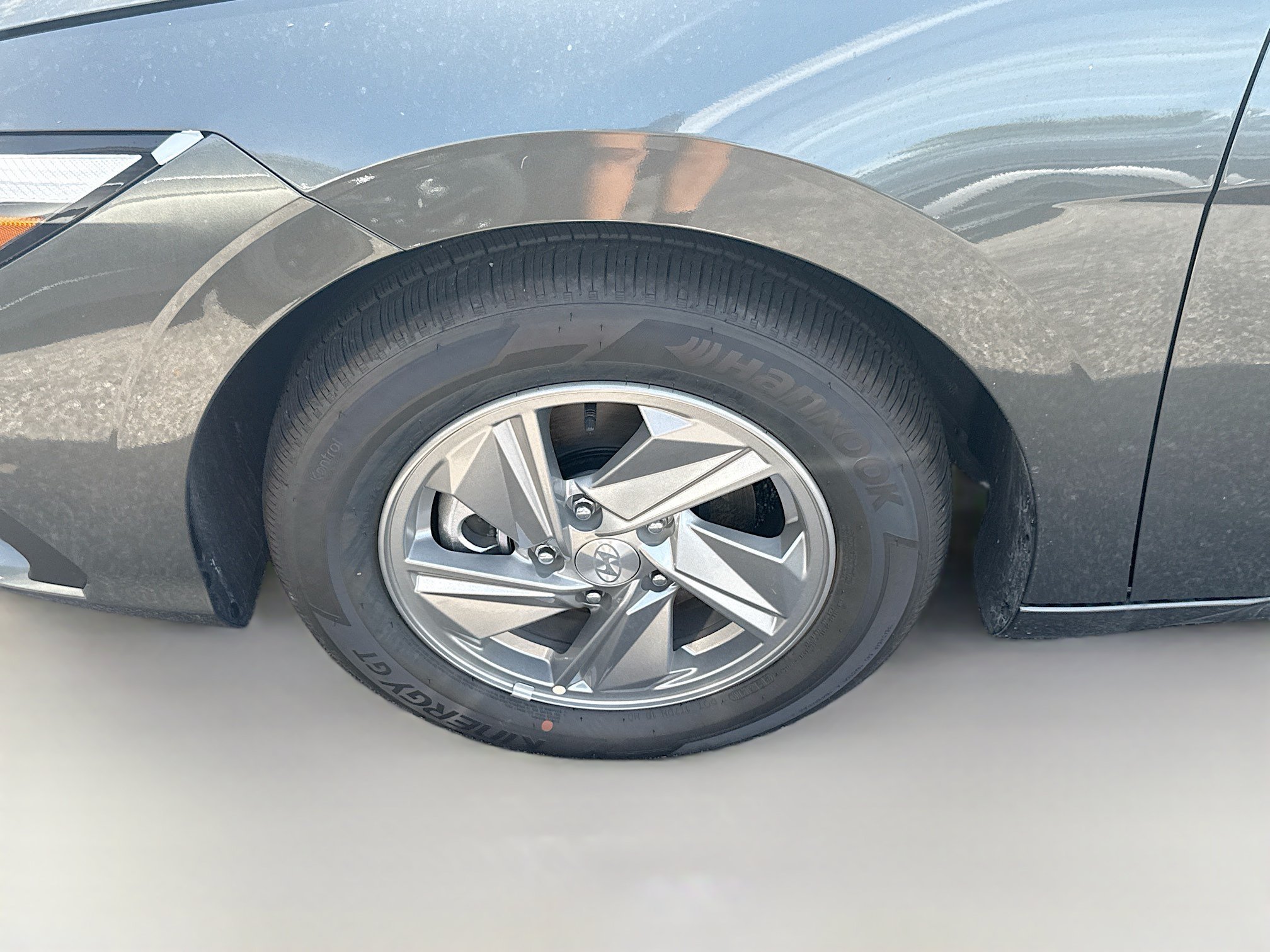New 2026 Amazon Gray Hyundai SE image 47