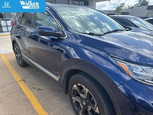 Used 2018 Blue Honda Touring image 3